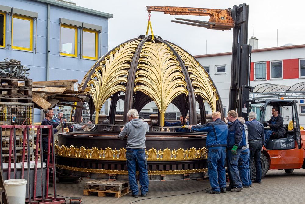 Verladung Palmenkuppel, Foto: Stefan Müller